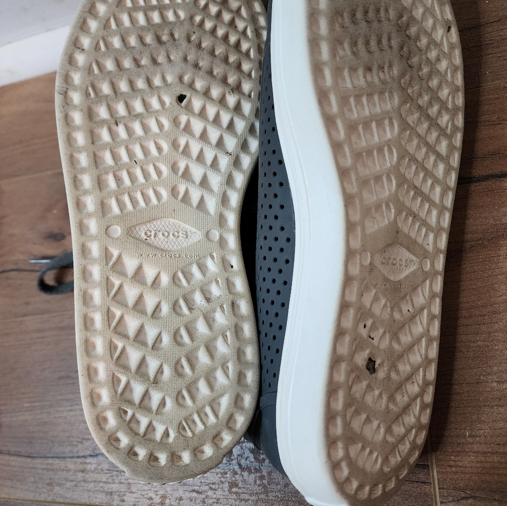 Roka Crocs - Picture 2 of 12